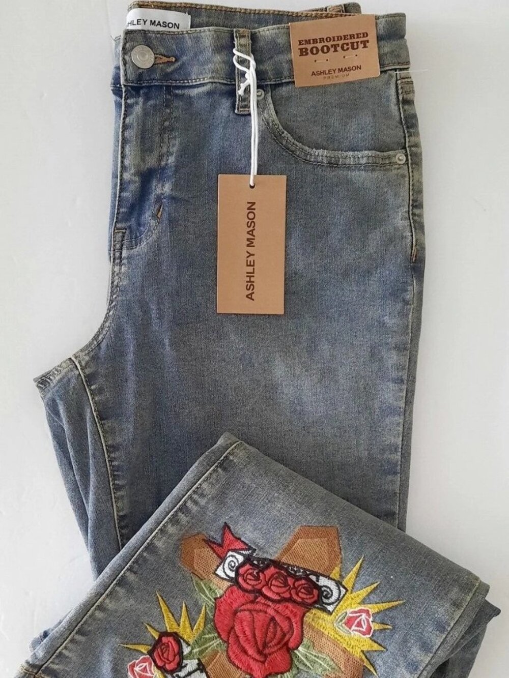 Ashley Mason Premium Embroidered Bootcut Stretch Jeans Wash Blue Size 11/30 NWT